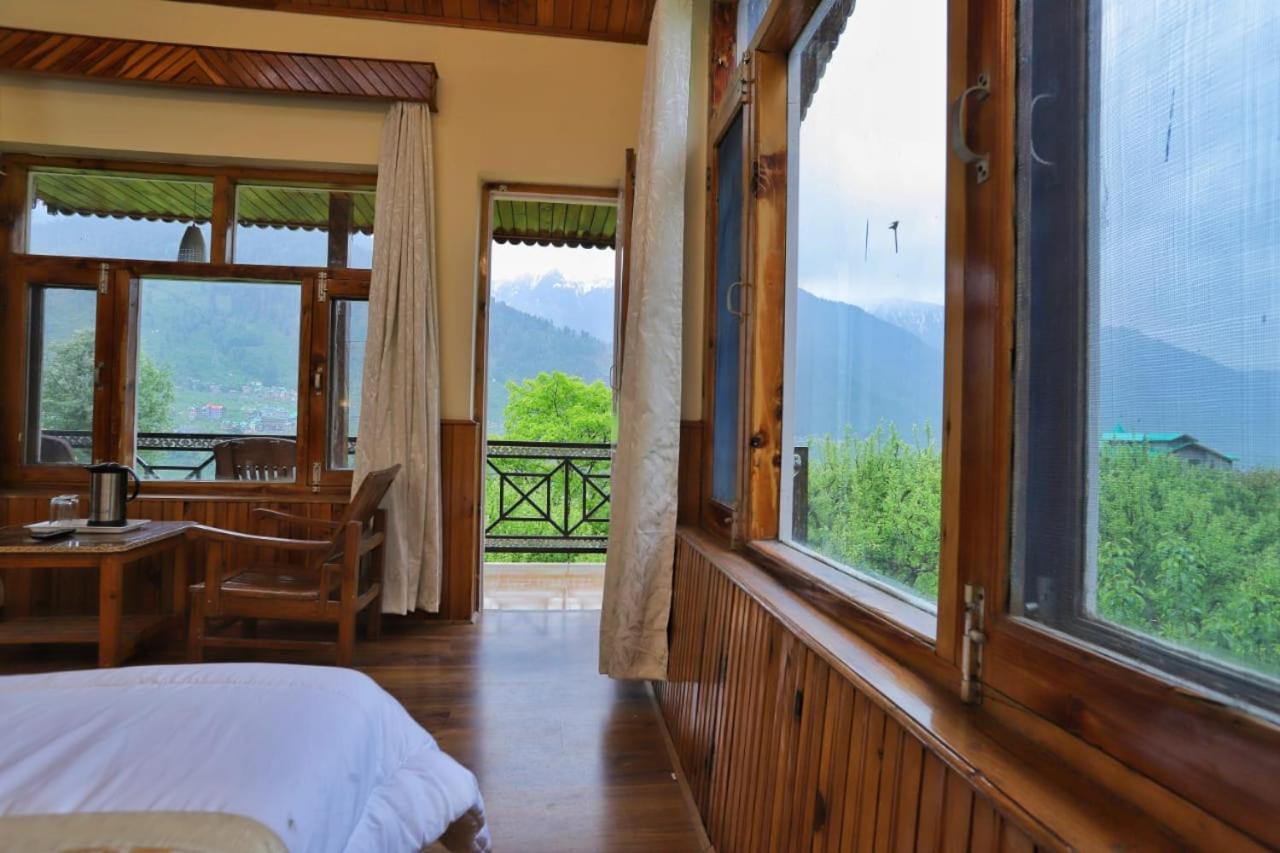 Villa Grey Moustache 4Bhk Manāli Exterior foto