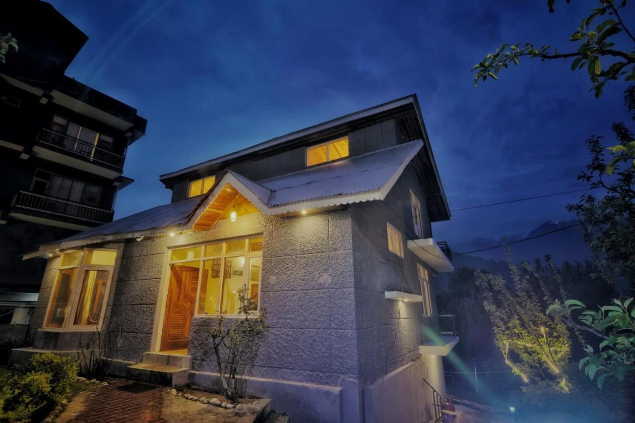 Villa Grey Moustache 4Bhk Manāli Exterior foto